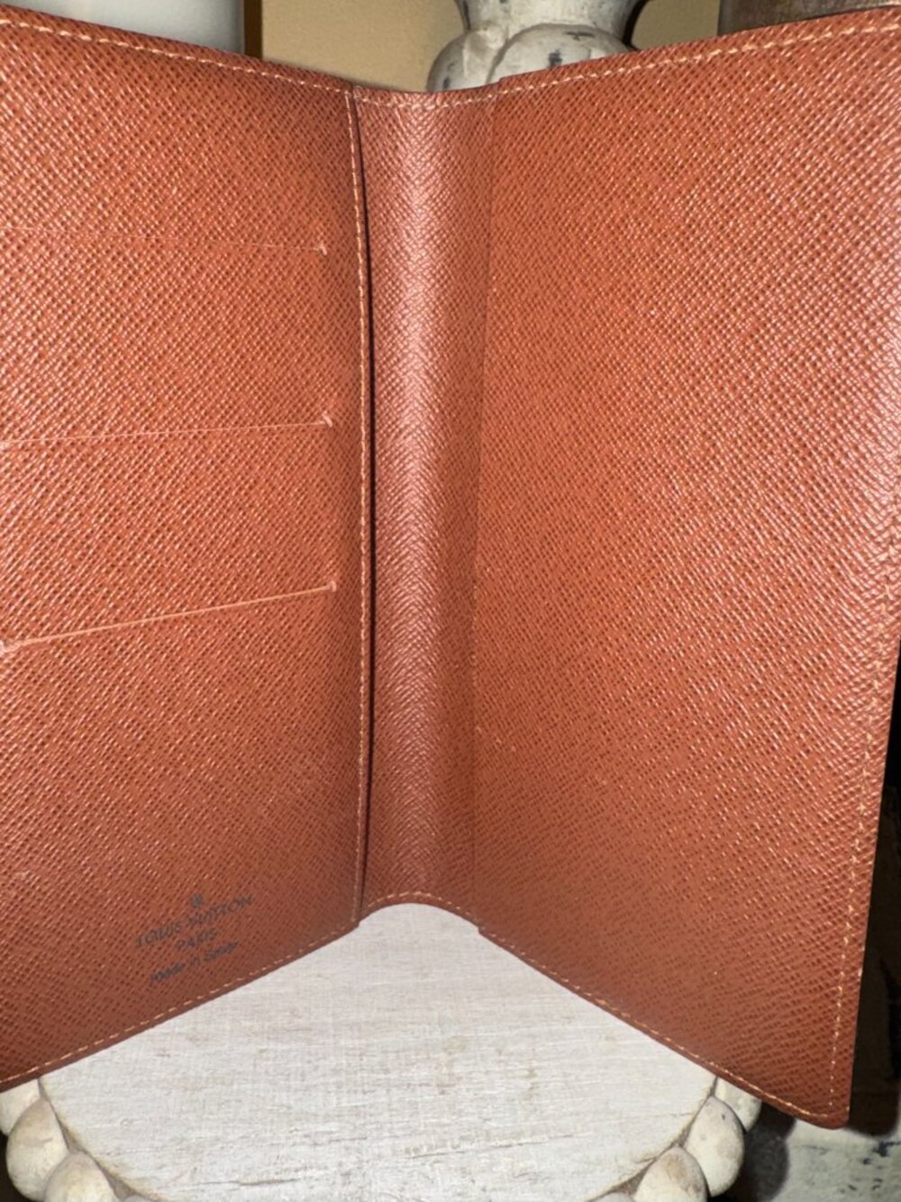 Louis Vuitton Pocket Agenda Cover / Checkbook Cover – Monogram Canvas - Picture 3 of 6